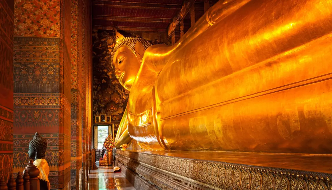 Temples, Maeklong Railway & Floating Markets Tour