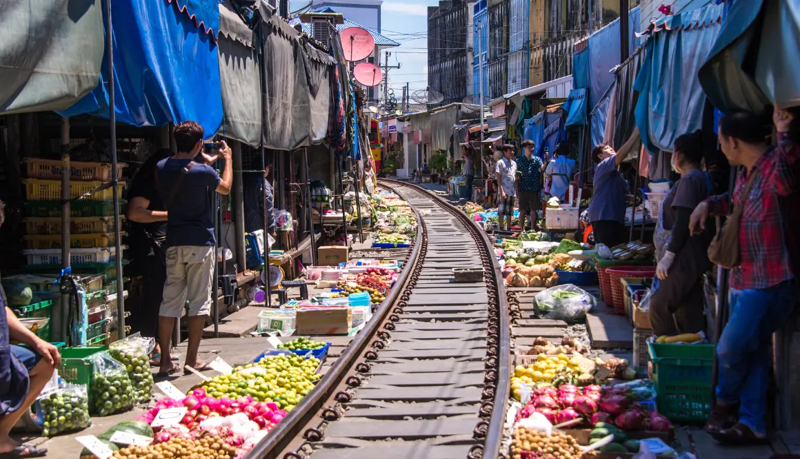 Maeklong Railway tour (4)