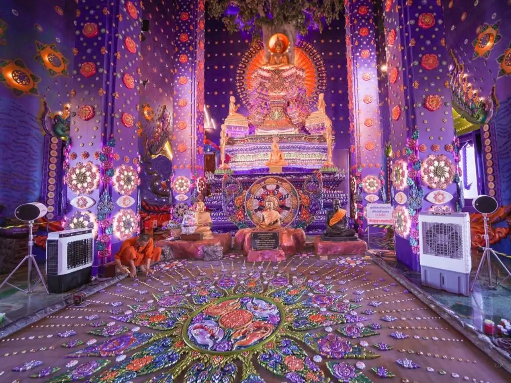 Wat Klang Khlong Watthana Ram (2)