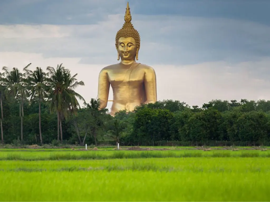Wat Muang ang Ang Thong